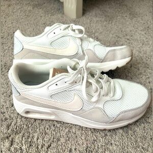 Women’s Nike Air Sneakers